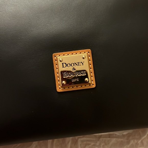 Dooney & Bourke Pebble Grain Small Sloan - Picture 4 of 9
